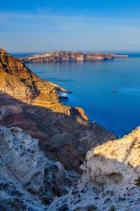 Nautilus Dome Santorini Greece