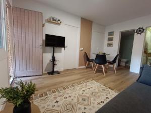 Top Lage mit privater Bucht