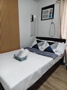 Jhadys Suites at Mesavirre Garden Residences