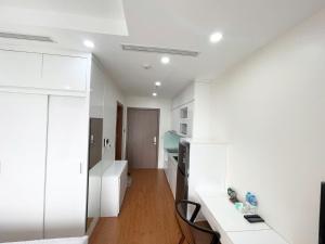 Studio Nice View In Vinhomes Green Bay, 25 To Airport