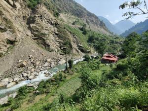 GHNP TRAILS Homestay