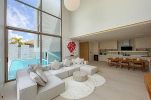 New Tropical Modernity! 3BR Pool Villa LuxPride4 L21 near Laguna Phuket