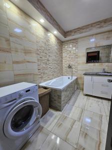 Elena Studio Isaran - Coresi