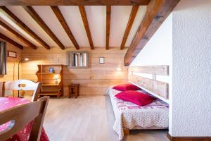 Studio 7 - La Pierramenta