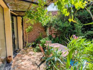 Maisons de vacances Bright house 10m from Paris : photos des chambres