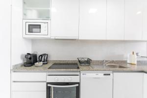 Arenales Skyline Penthouse By United Renters