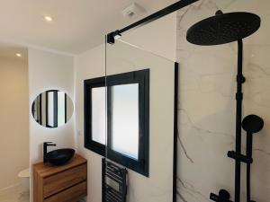 Villas L-Esprit Sud, 4 Suites & Piscine : photos des chambres