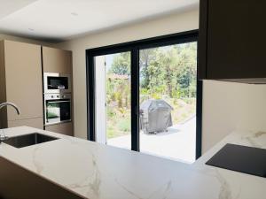 Villas L-Esprit Sud, 4 Suites & Piscine : photos des chambres