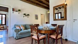 Ca Angelica Canal View