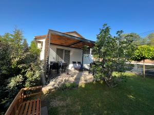 Jókai Apartmanház Balatonszárszó