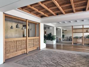 Aqua Bay Suites