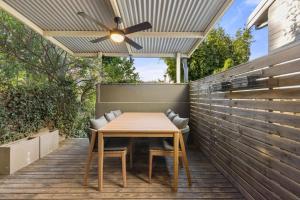 Glebe Retreat with Parking & Outdoor Dining