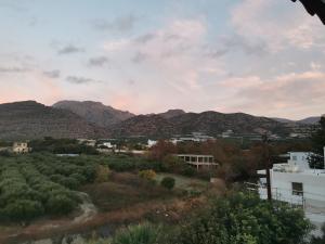 Stratos Sunset House