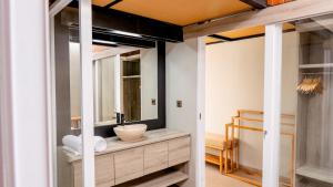 Villa Puri Gong 2, Private Pool Villa close to the beach in Bukit area