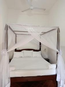 Four bedroom villa Trumpet villa kilimandogo residence malindi