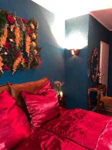 Historic vintage Suite with Jacuzzi & Sauna