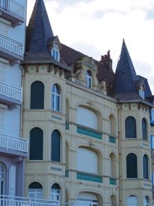 Appartements Studio Terrasse vue mer avec parking prive a Wimereux 62930 : photos des chambres
