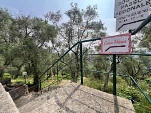 WELCOME RIVIERA - Casa Maria Casa Indipendente in Collina con vista ,98 Gradini per raggiungerla a scendere e salire, Wi-Fi Gratuito Incluso