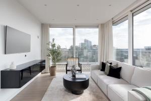 Stunning Scandi Penthouse in Central Milton Keynes