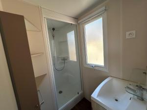 Campings Camping Le Parc des Chenes : photos des chambres