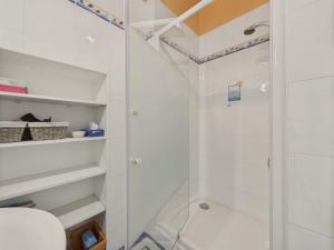 Maisons de vacances Maison bretonne pour 4 adultes et 3 enfants : photos des chambres