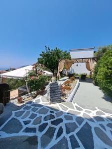 Iordanis house- Traditional House in old Alonnisos