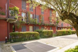 Suite at the Tower - 20 minutes from Milan and Como, 10 minutes from Monza