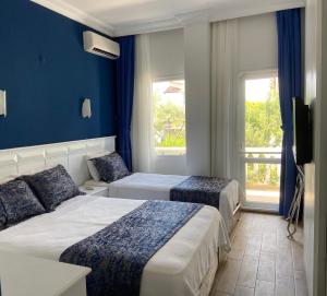 Ezer Hotel