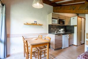 Studio 11 - Les Warrens