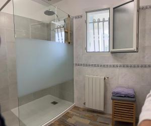 Villas Villa au calme, jardin, piscine, jacuzzi : photos des chambres