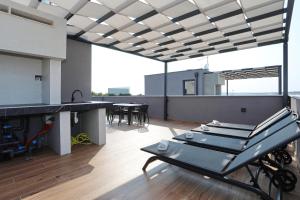 K3-Penthouse with sea view and heated pool