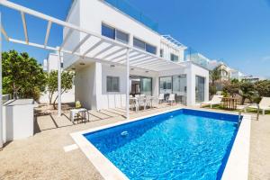 Elite Blu Heights Villa - 3hvězdičkové hotely ve městě Ayia Napa