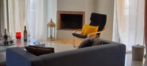 Amaryllis Apartments