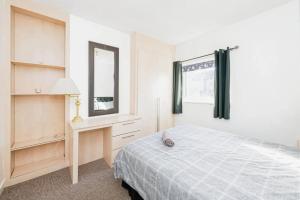 4 Bedroom House For Corporate Stays in Kettering