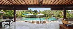 Luxury 4-Bedroom Pool Villa in Canggu - 7 mins to Beach