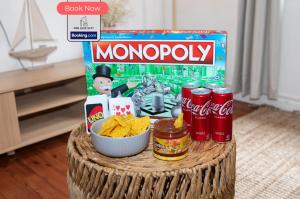 Manly Getaway By One Luxe Stay Serviced Apartment & Vacation Rental Manly BEACH, Northern Beaches, Sydney With Free WiFi & Perfect for Families, Couples & Business Travellers