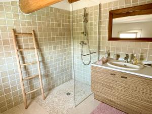 B&B / Chambres d'hotes Chambre d-hotes avec piscine au calme Gemenos : photos des chambres