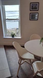 1A Cathedral Place - Cathedral Townhouses Cobh