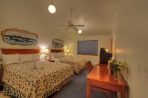 Family Room - Disability Access room in Frontier Suites Hotel in Juneau