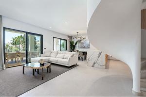 Triplex en Aloha Gardens, 4 habitaciones