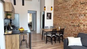 Zapisane w Cegle by LibertaRent