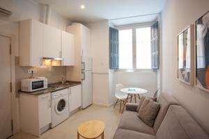 Economy Quadruple Room room in Malasaña Central Suites