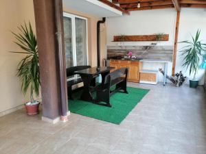 Path ways to the Sea -Пътека към морето