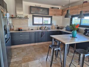 Villas Maison moderne avec spa Le Bosc Salagou : photos des chambres