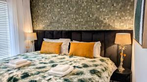 Cape Town City Centre 3 Bed Penthouse with Pool and free parking Family Friendly