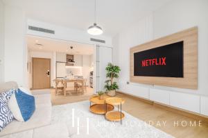 LUX The Le Pont Sea View Suite