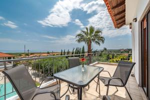 Zoi House by RentalsPro - Agios Mamas Halkidiki - 4hvězdičkové hotely ve městě Nea Potidaea