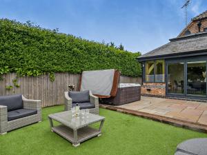 6 Bed in Kings Lynn 90964