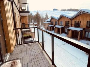 Ski Chalet C9 Ski-in Ski-out by Aavalevi