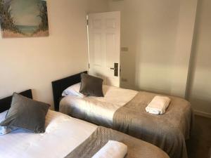 The Dalbury and Palmer Hotel with FREE PARKING